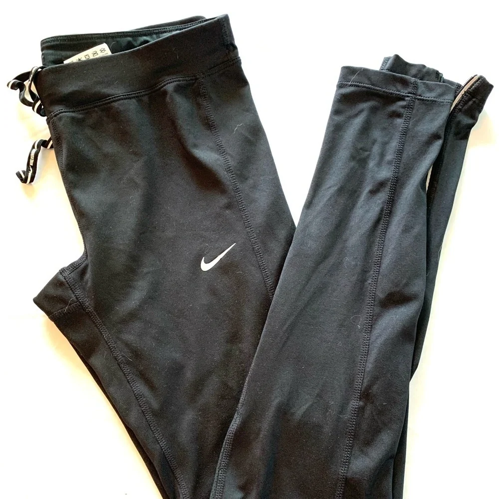 Nike Women's Dri-Fit Leggings Size Medium